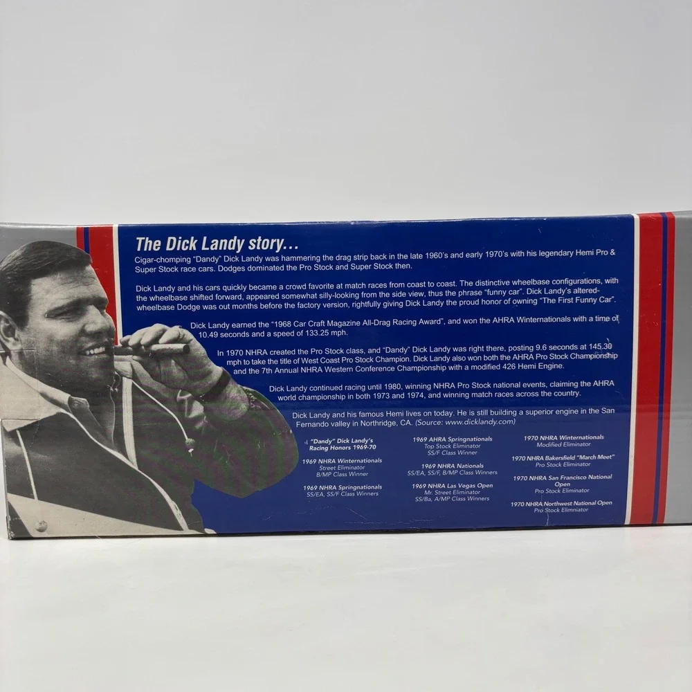 ERTL Supercar Collectibles 1968 Dick Landy Dodge Hemi Dart SS/B 1:18 Issue #2
